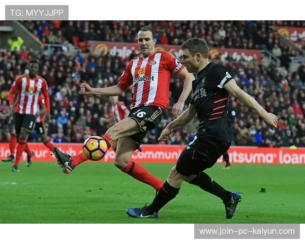 阿贾克斯—库斯图里奇边路包抄射门得分